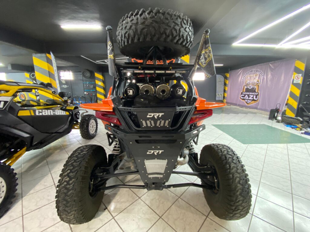 RZR3